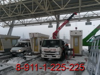 Работа арендованного манипулятора по перевозке и установке пункта оплаты ЗСД в районе съезда на Зеленогорск